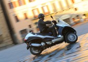 Piaggio MP3 Hybrid